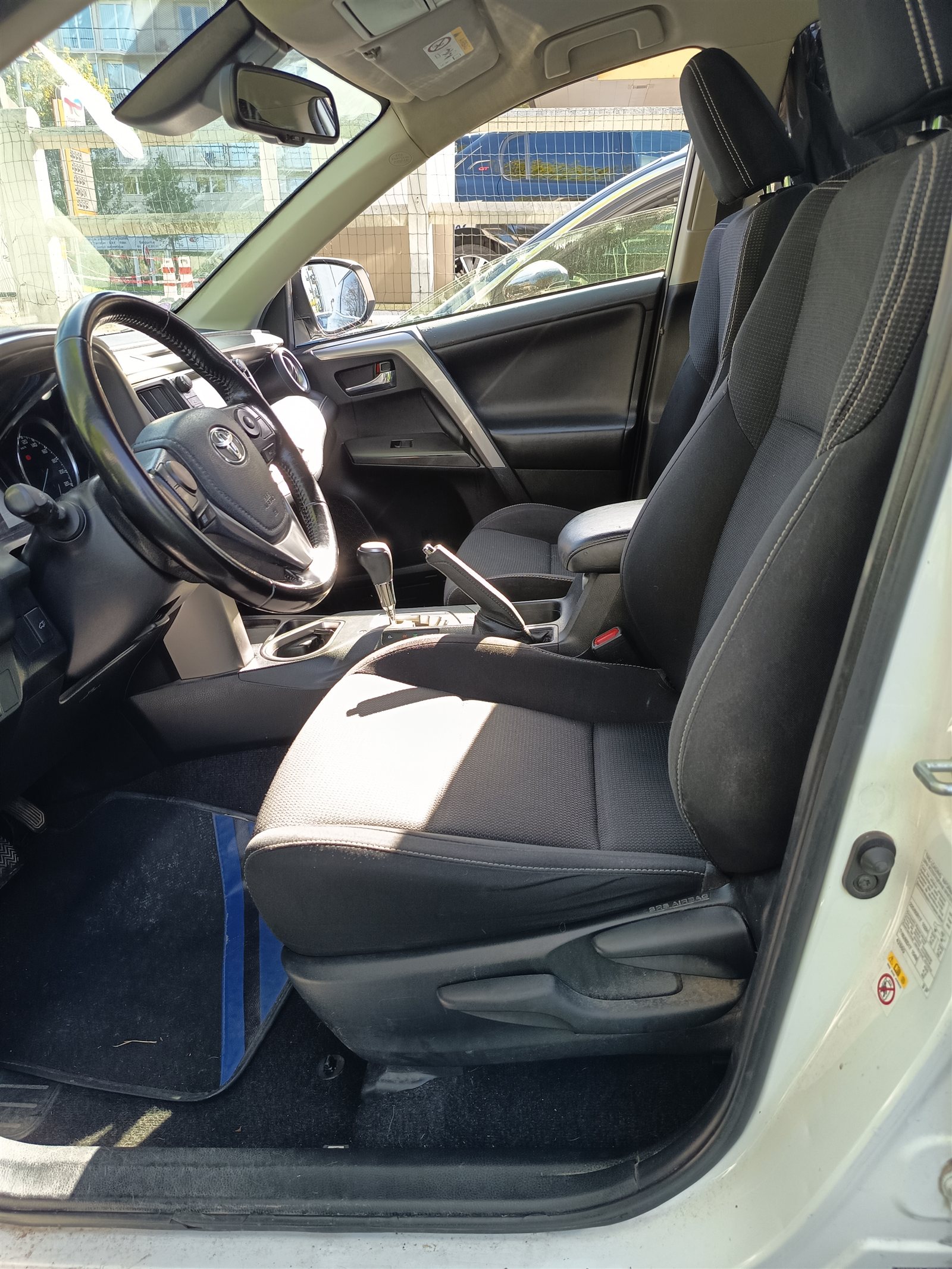 Toyota RAV4 VO 342 - Photo 19