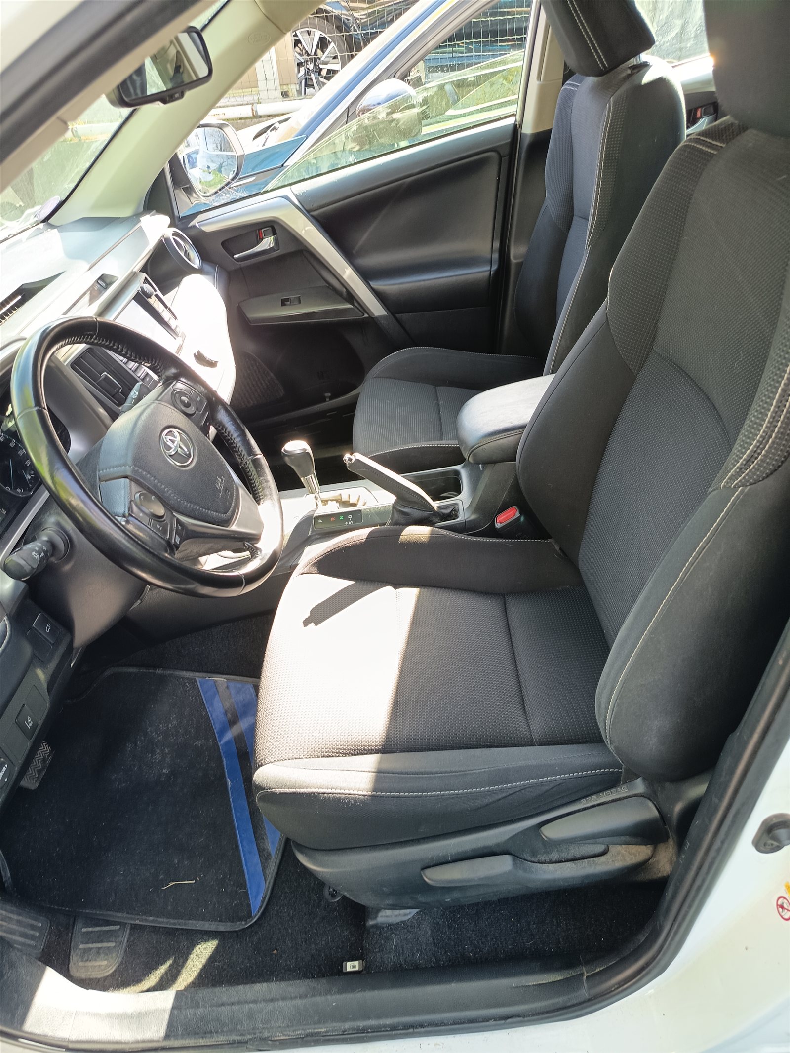 Toyota RAV4 VO 342 - Photo 20