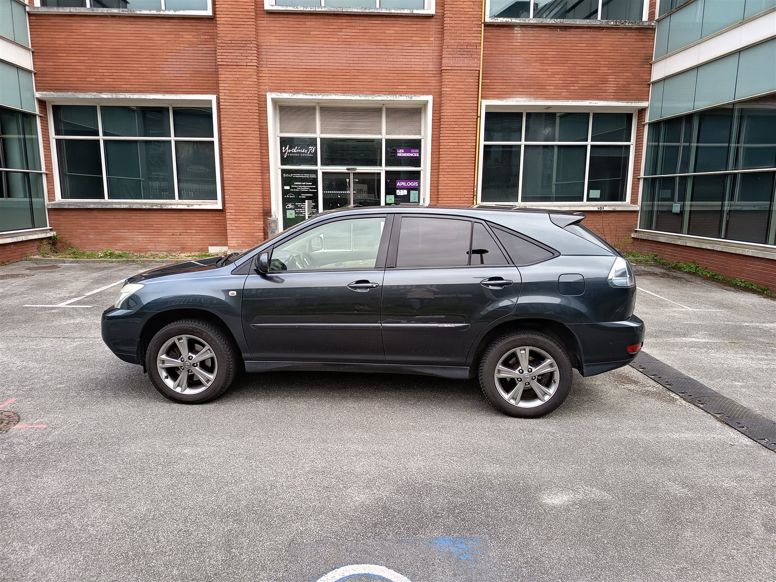 Lexus RX 400h VO 345 - Photo 8