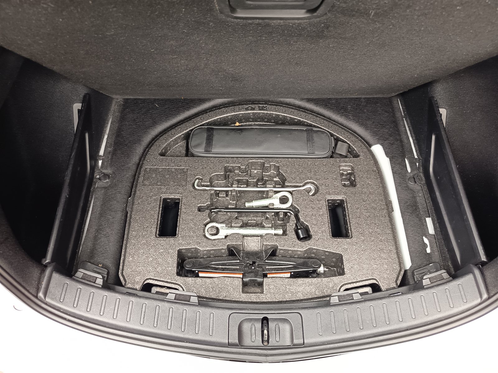 Toyota Corolla TS VO 347 - Photo 25