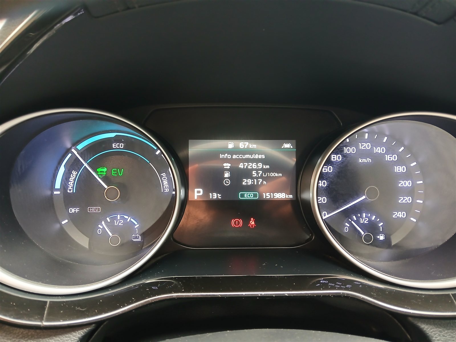 Kia Xceed VO 350 - Photo 25