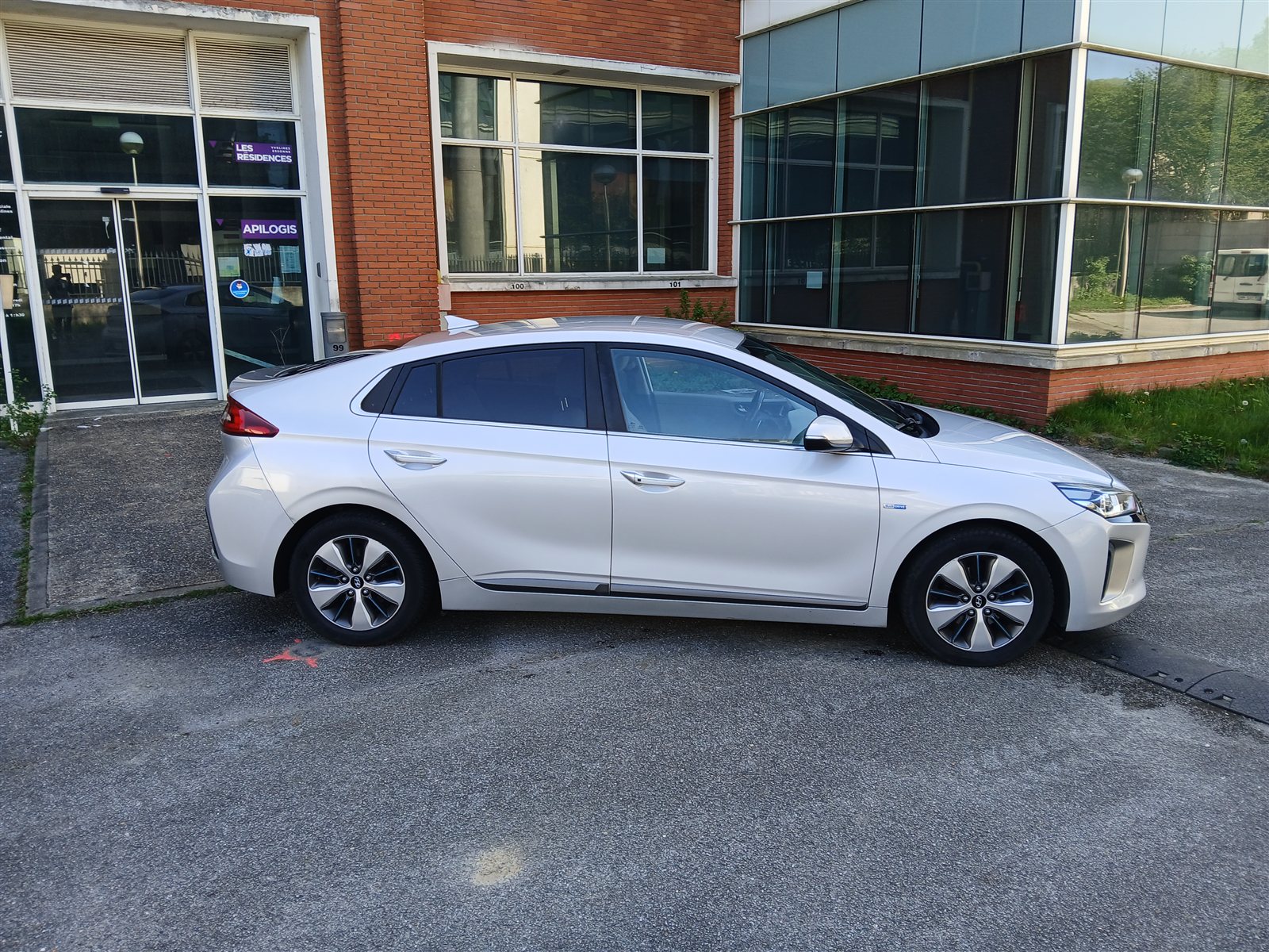 Hyundai Ioniq VO 363 - Photo 3