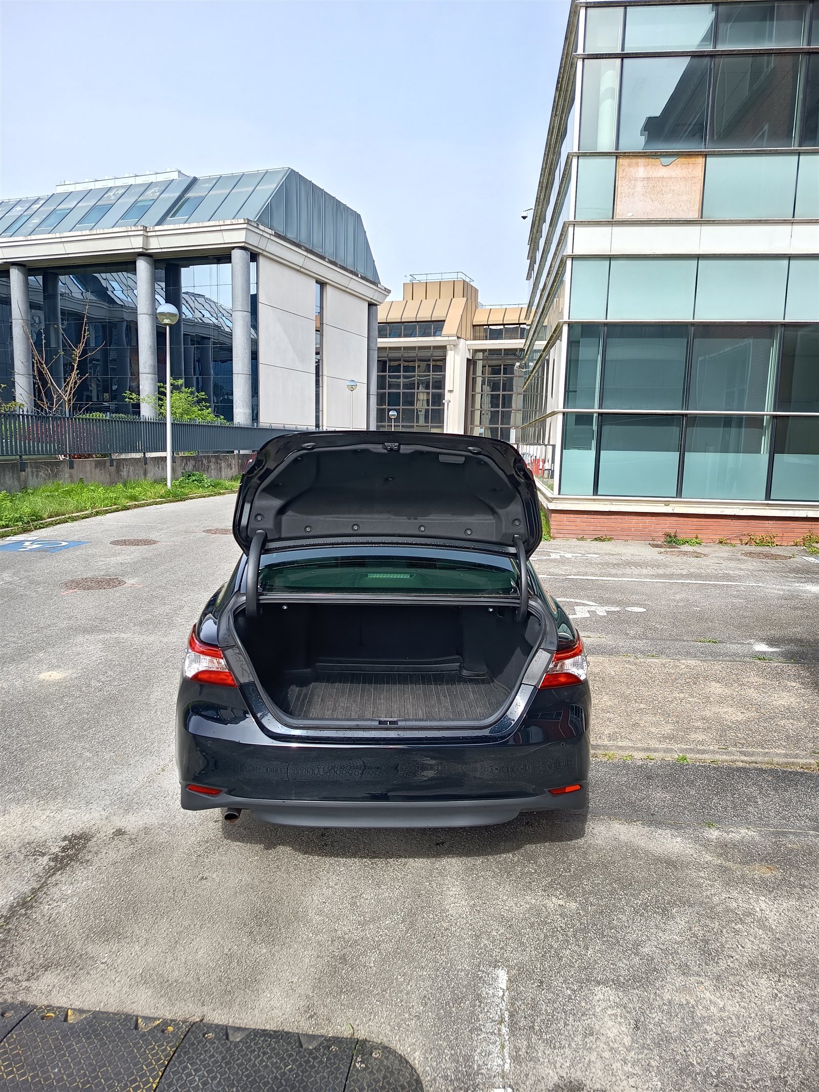 Toyota Camry VO 366 - Photo 19