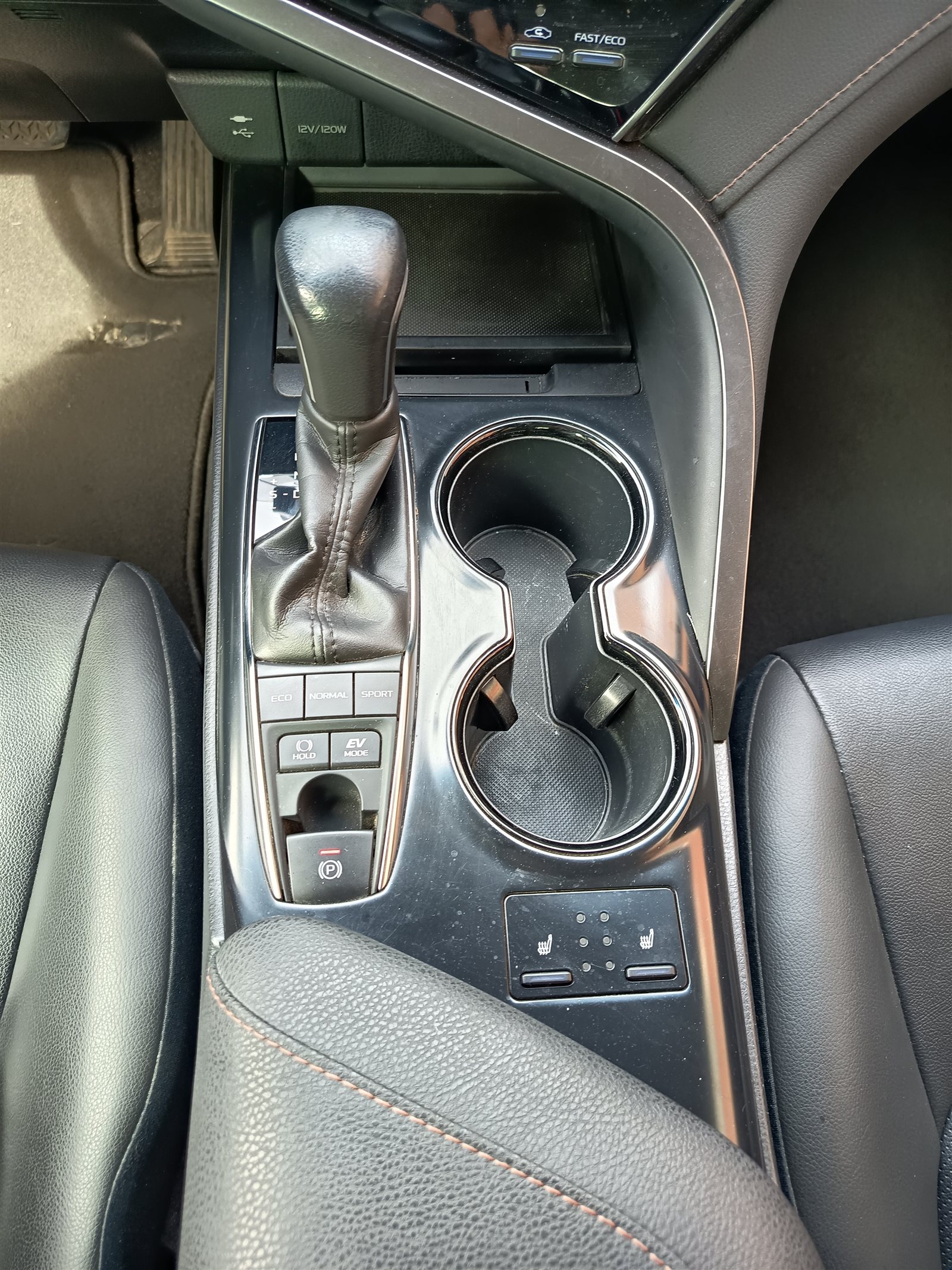 Toyota Camry VO 366 - Photo 12