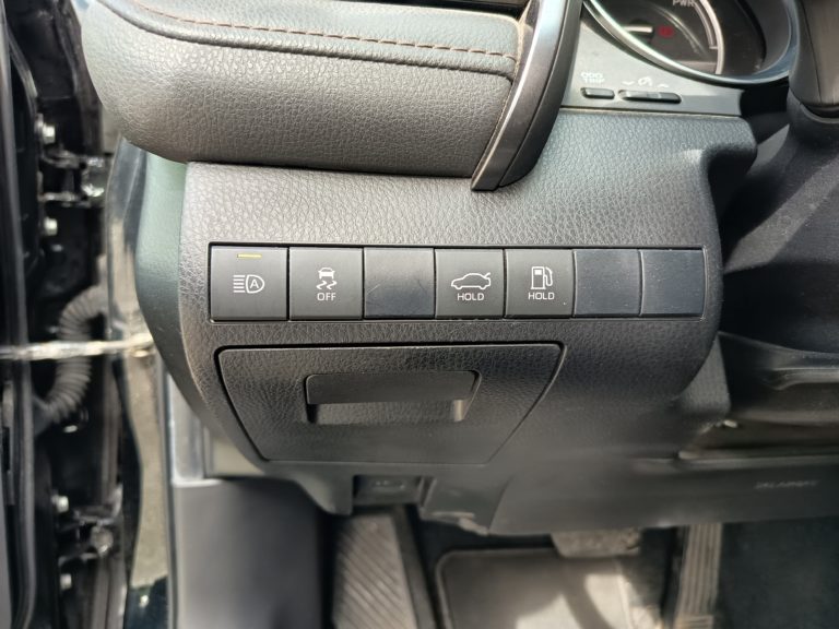 Toyota Camry VO 366 - Photo 24