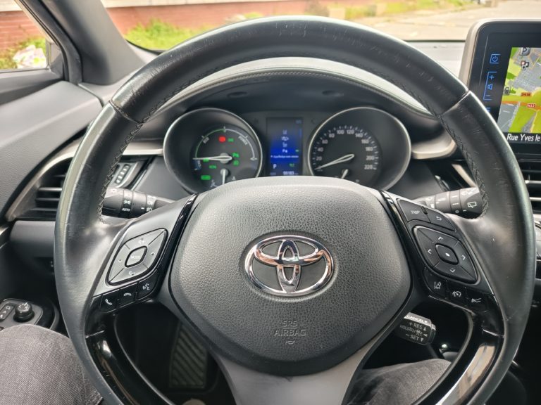 Toyota C-HR VO 367 - Photo 10