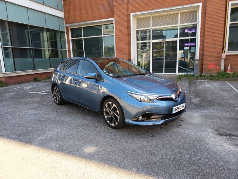 Toyota Auris VO 370 - Photo 3