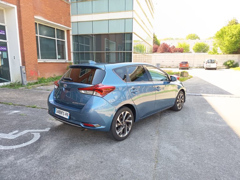 Toyota Auris VO 370 - Photo 5