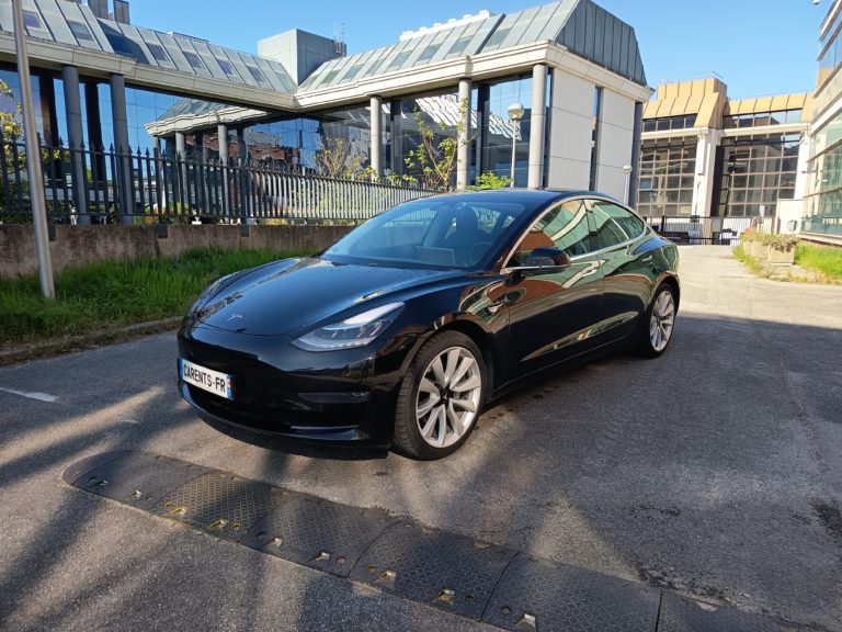 Tesla Model 3 VO 373Bis - Photo 2