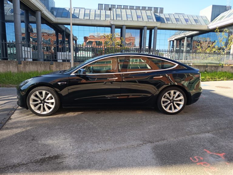 Tesla Model 3 VO 373Bis - Photo 6