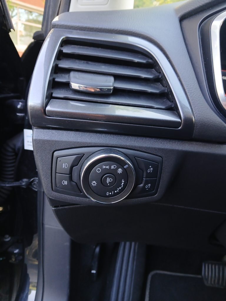 Ford Mondeo SW VO 375 - Photo 17