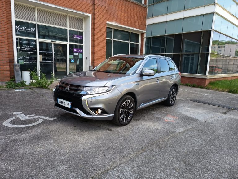 Véhicule Outlander VO 376 - Photo 2