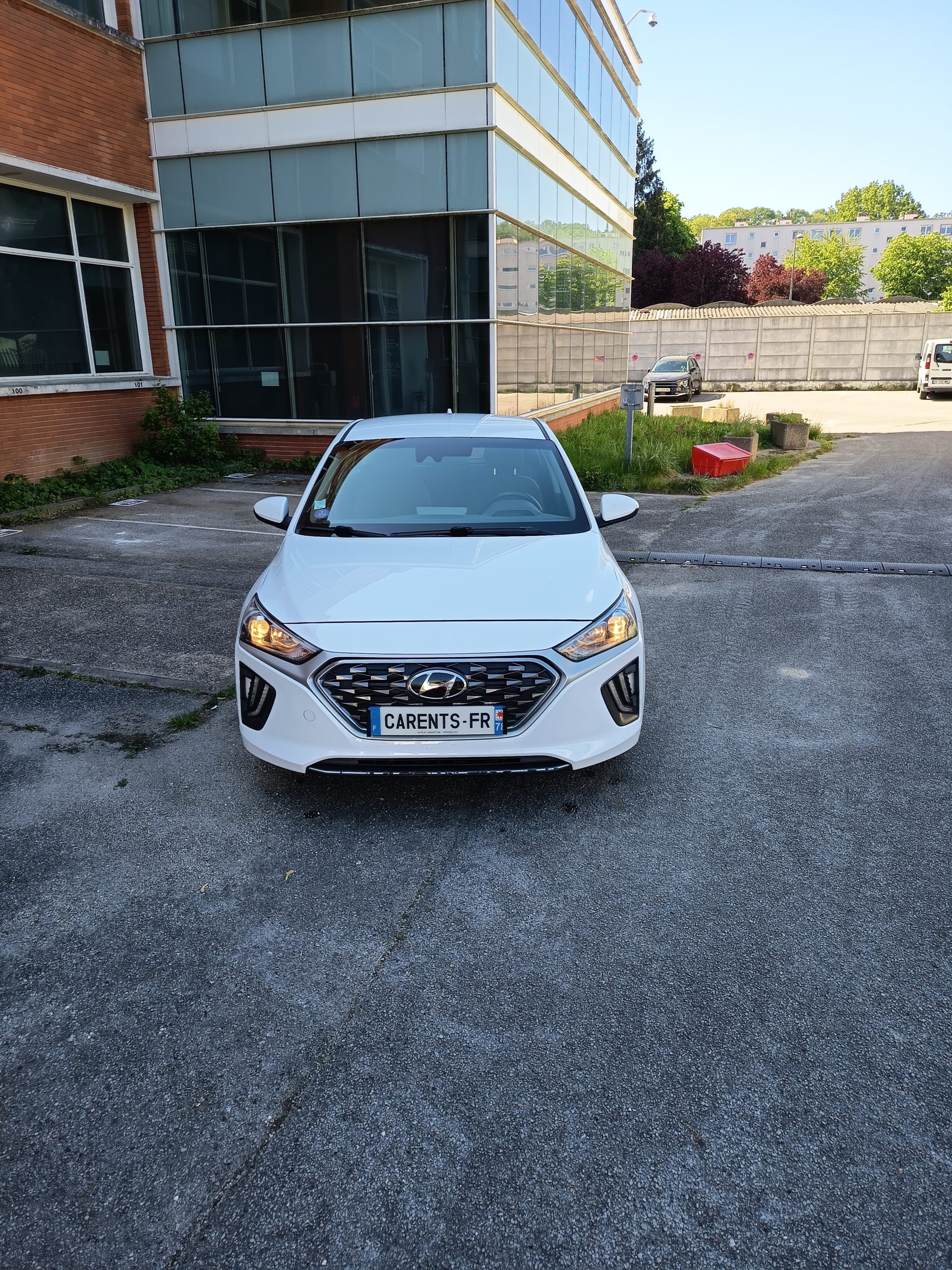 Hyundai Ioniq VO 344 - Photo 9