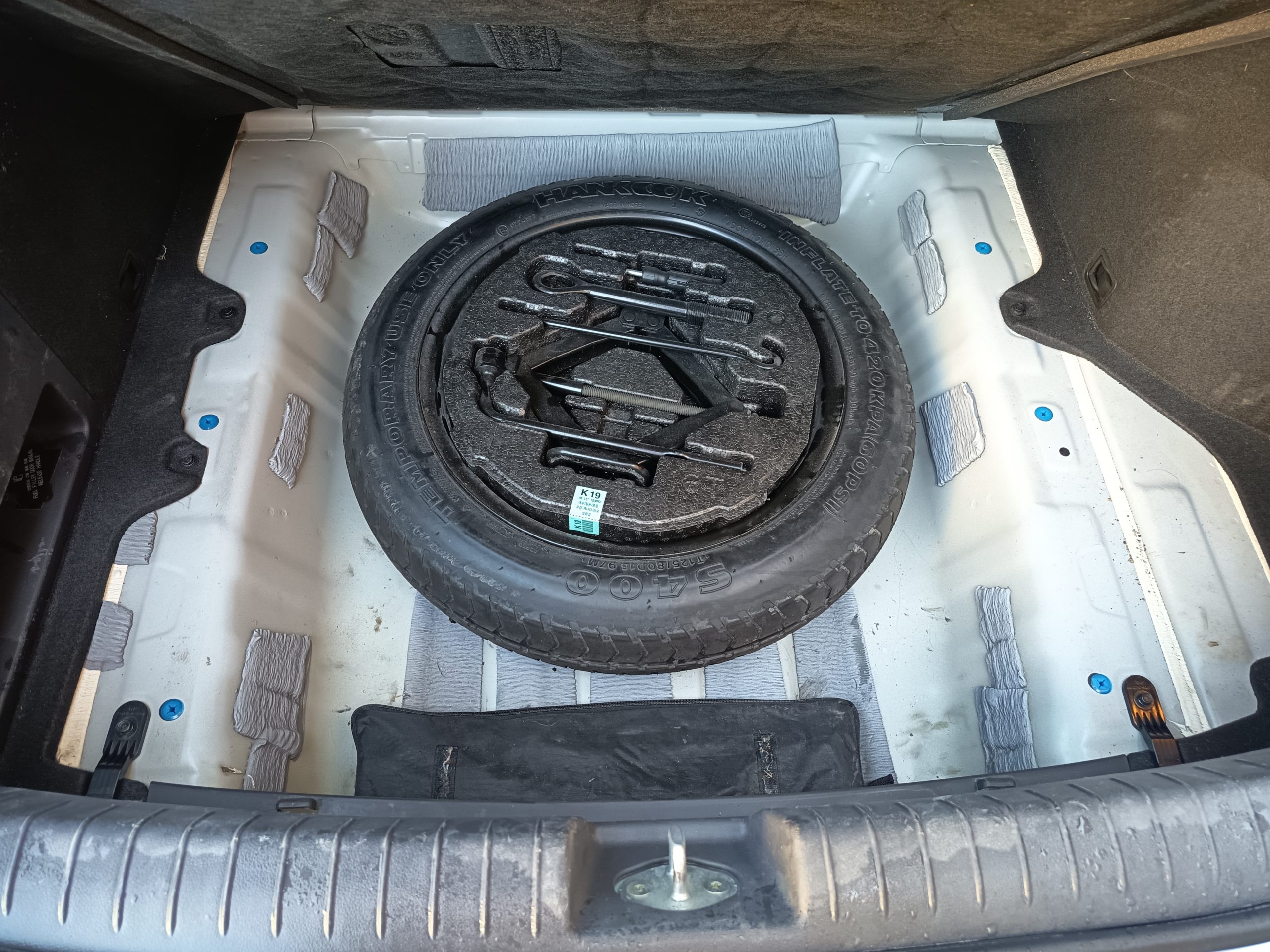 Hyundai Ioniq VO 344 - Photo 13
