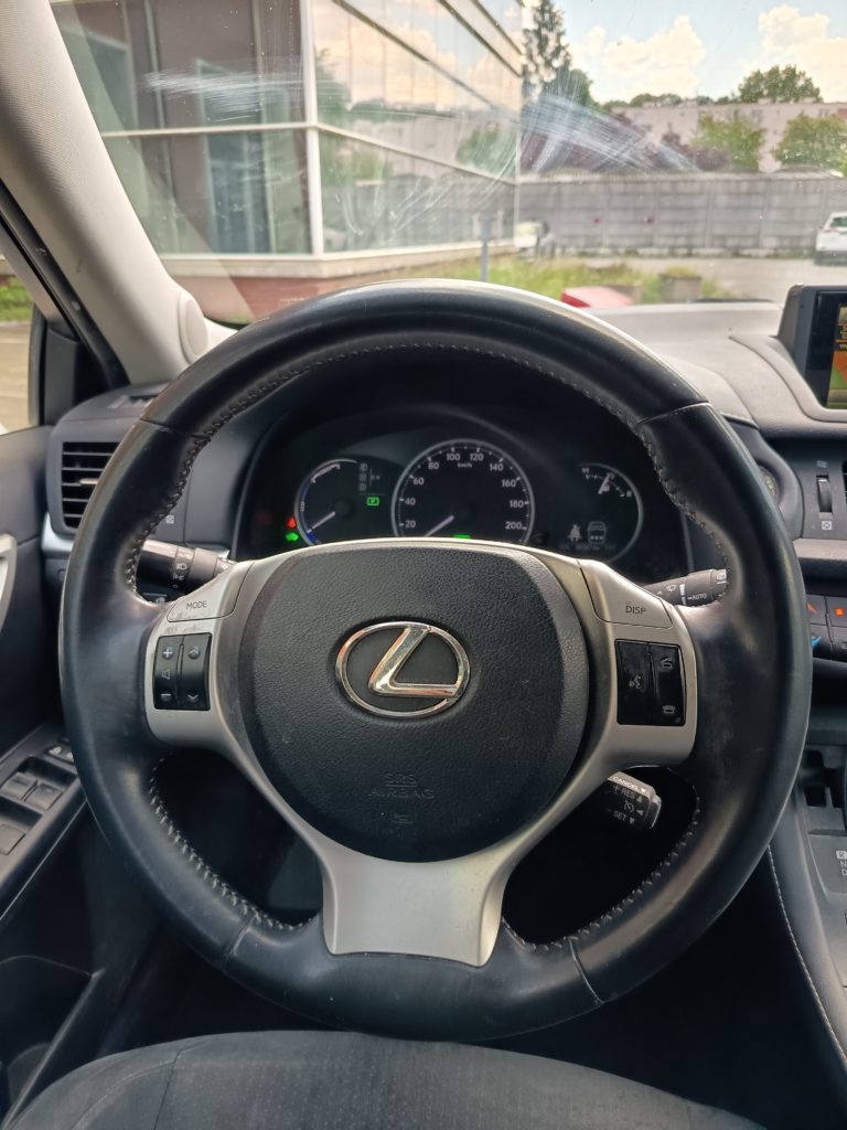 Lexus CT 200h VO 381 - Photo 12