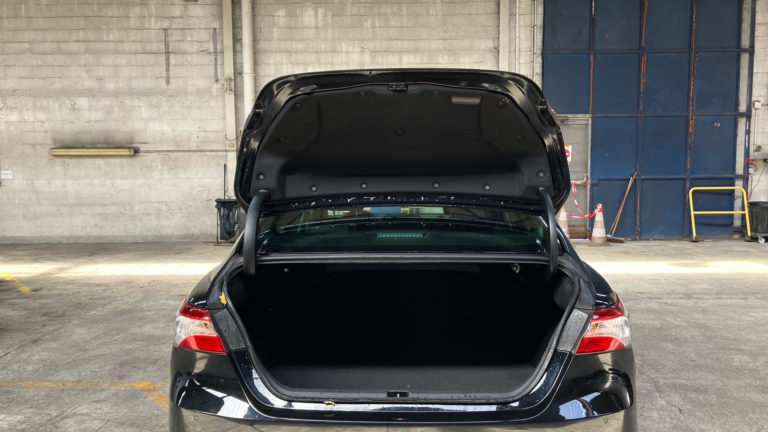 Toyota Camry VO 385 - Photo 11