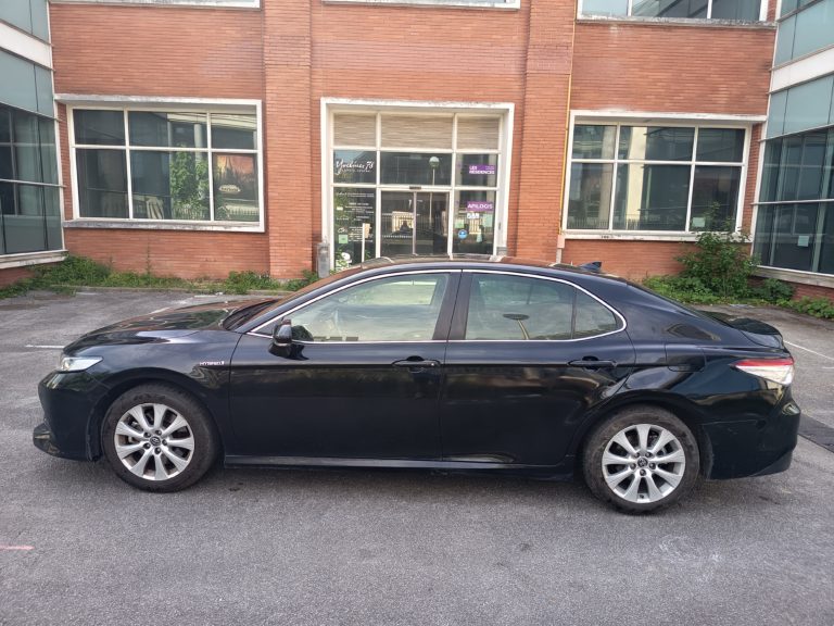 Toyota Camry VO 389 - Photo 2