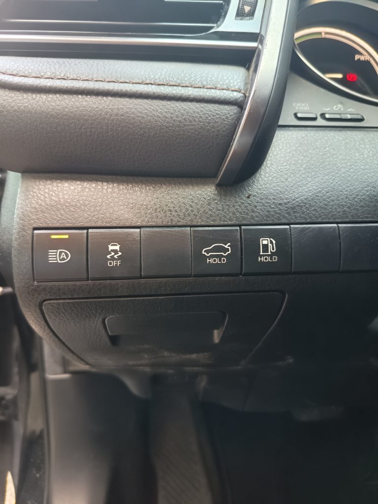 Toyota Camry VO 389 - Photo 19