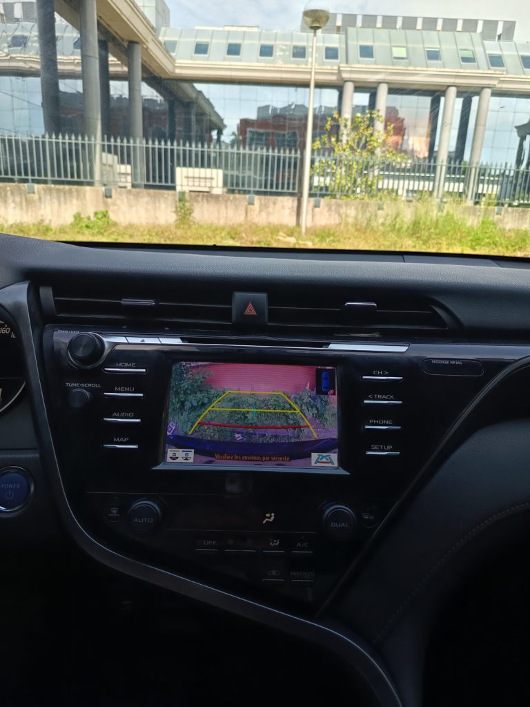 Toyota Camry VO 389 - Photo 21