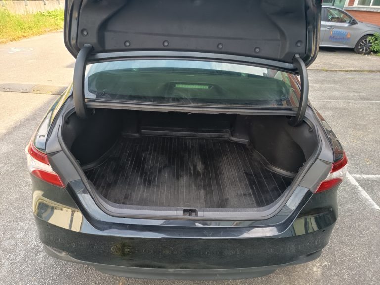 Toyota Camry VO 389 - Photo 28