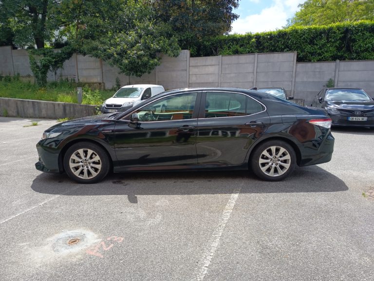 Toyota Camry VO 397 - Photo 4