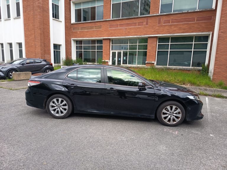 Toyota Camry VO 398 - Photo 5