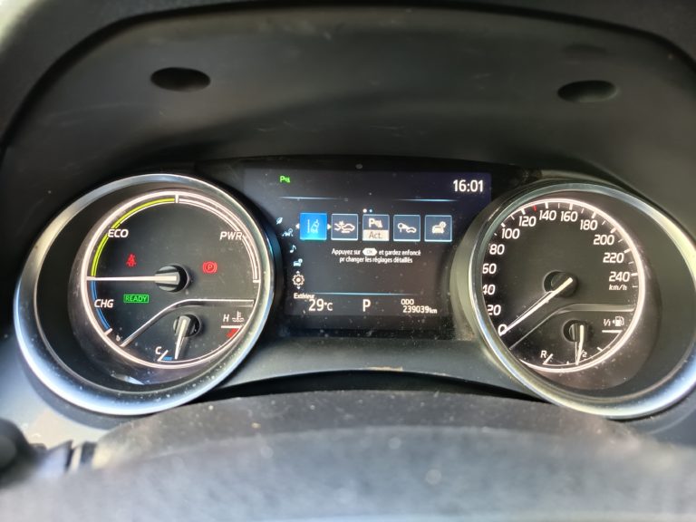 Toyota Camry VO 398 - Photo 31