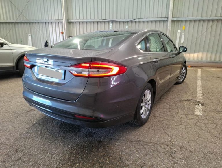 Ford Mondeo VO 402 - Photo 5
