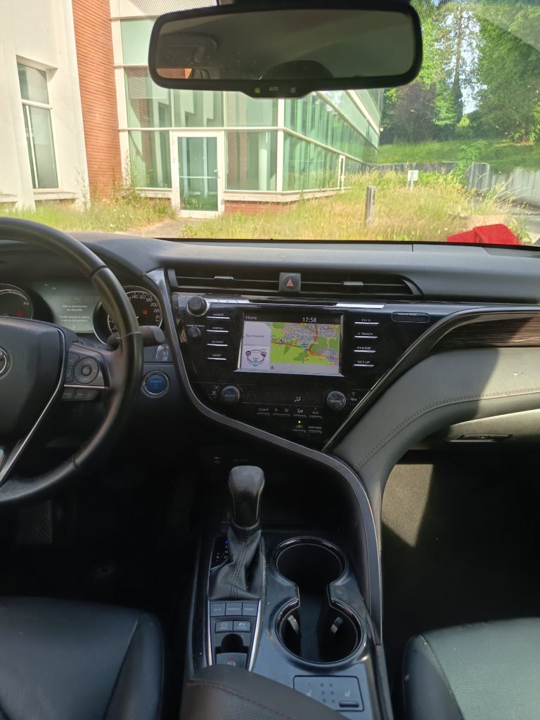 Toyota Camry VO 400 - Photo 11