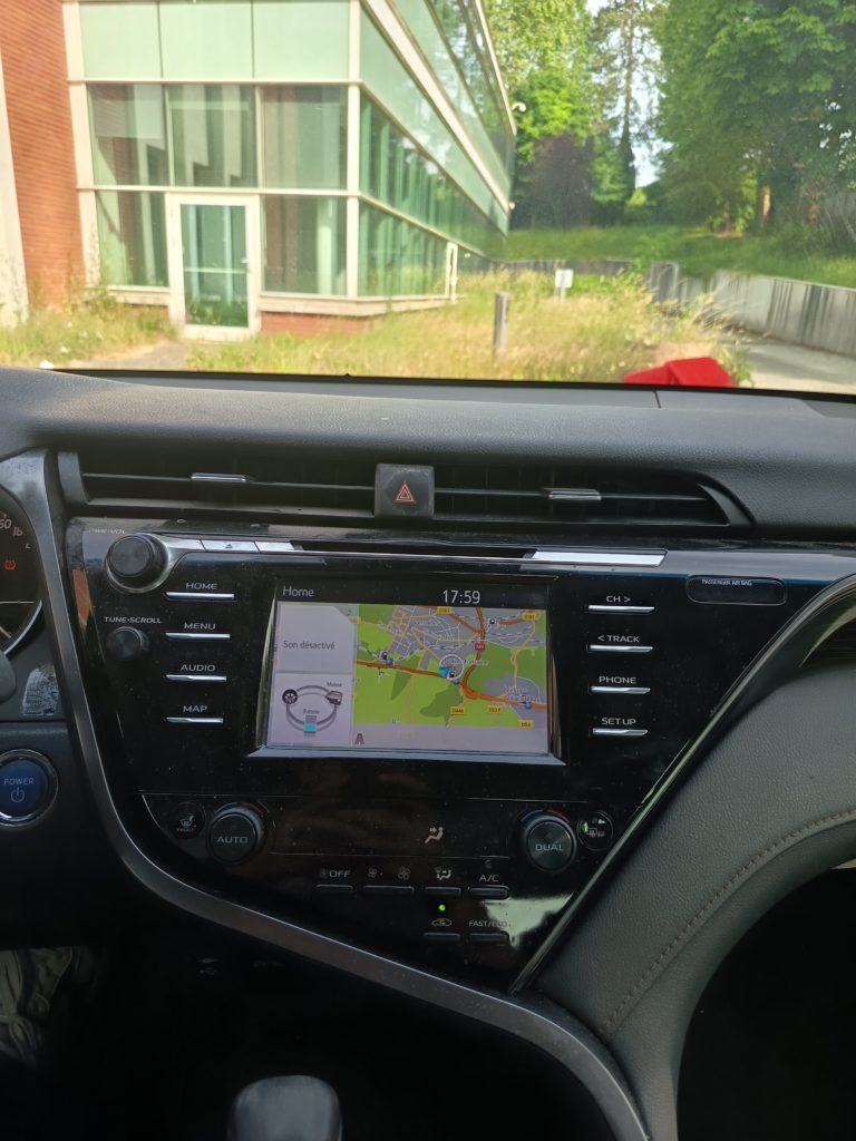Toyota Camry VO 400 - Photo 12
