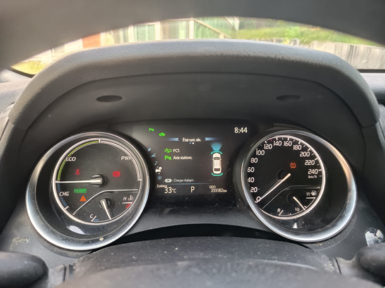 Toyota Camry VO 400 - Photo 26