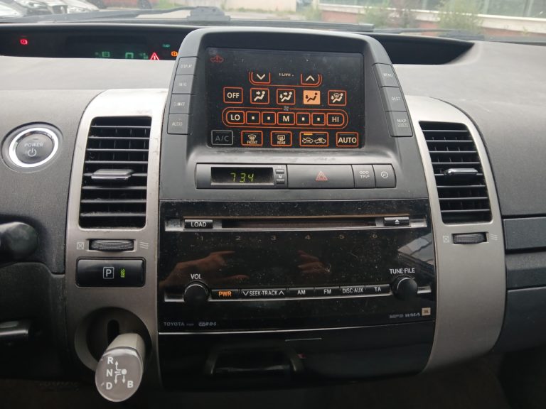Toyota Prius VO 403 - Photo 24