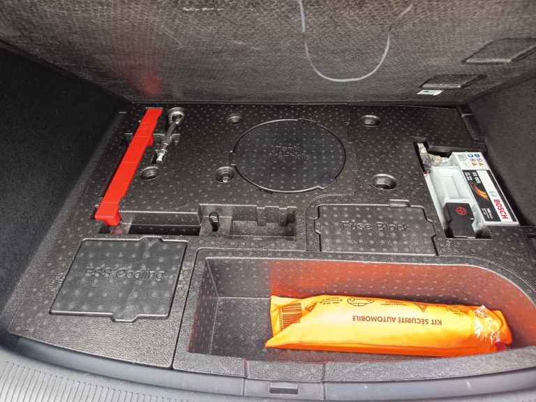 MG EHS VO 409 - Photo 14