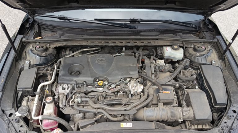 Toyota Camry VO 412 - Photo 21