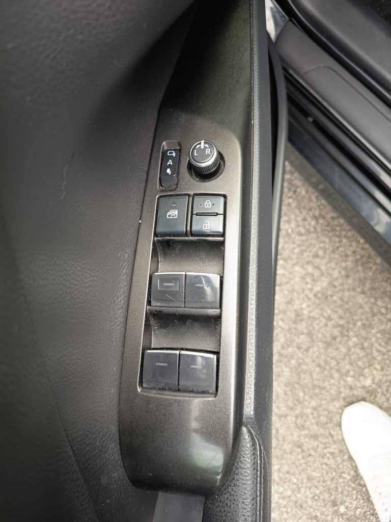 Toyota Camry VO 412 - Photo 22