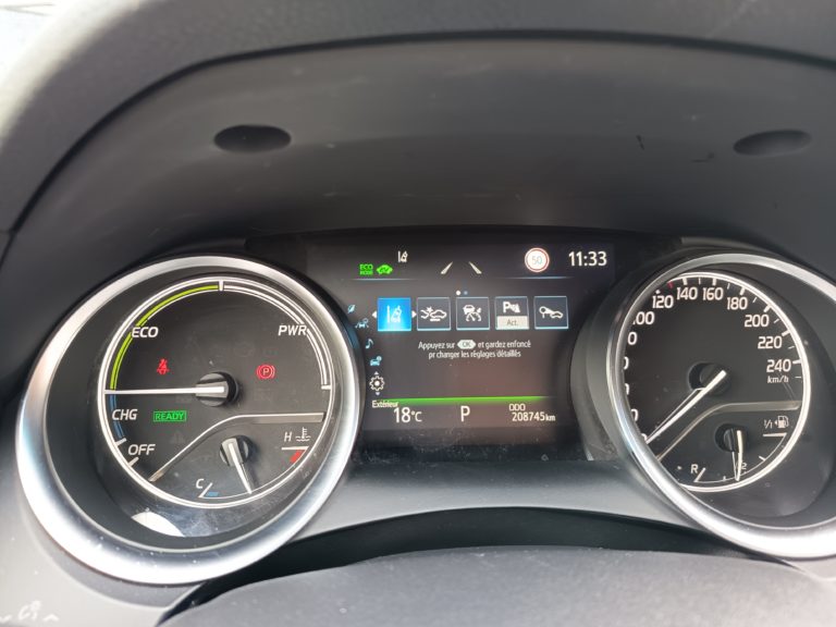 Toyota Camry VO 412 - Photo 26
