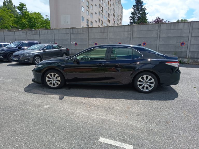 Toyota Camry VO 413 - Photo 4