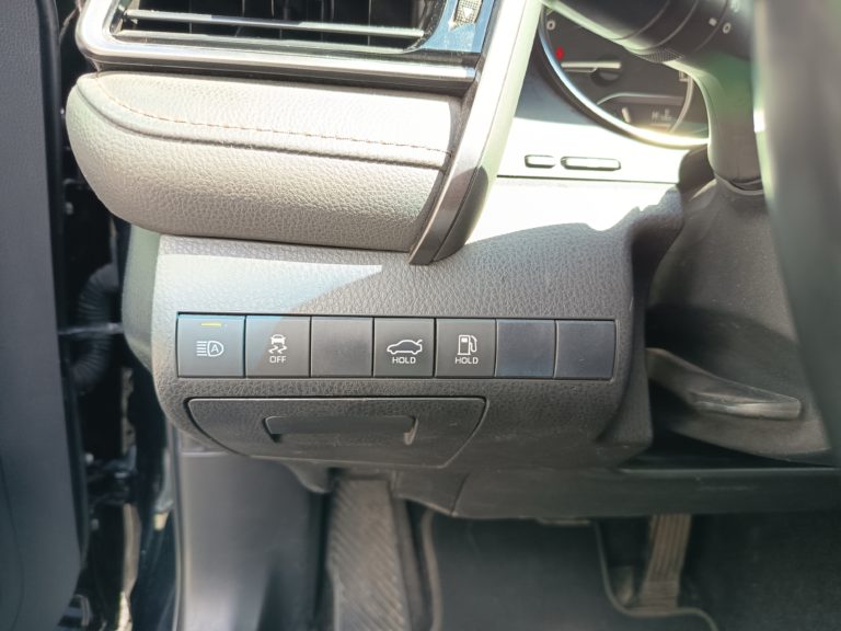 Toyota Camry VO 413 - Photo 17