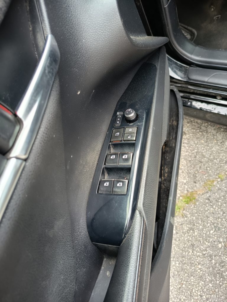 Toyota Camry VO 414 - Photo 16