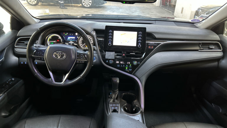 Toyota Camry VO 421 - Photo 6