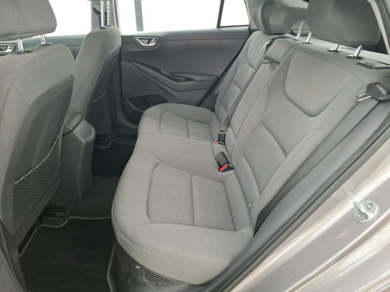 Hyundai Ioniq VO 422 - Photo 10