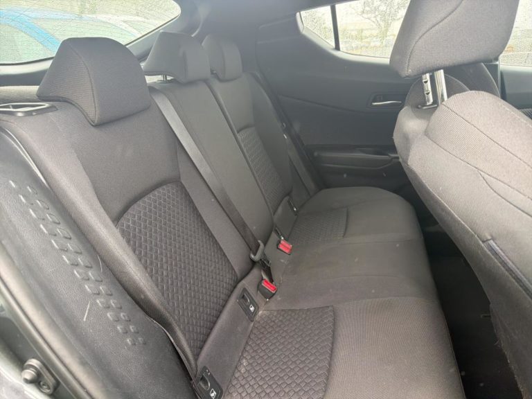 Toyota C-HR VO 427 - Photo 8