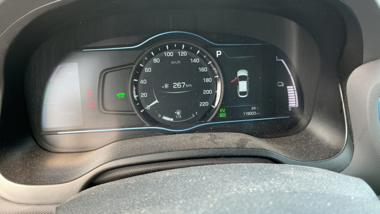 Hyundai Ioniq VO 428 - Photo 10