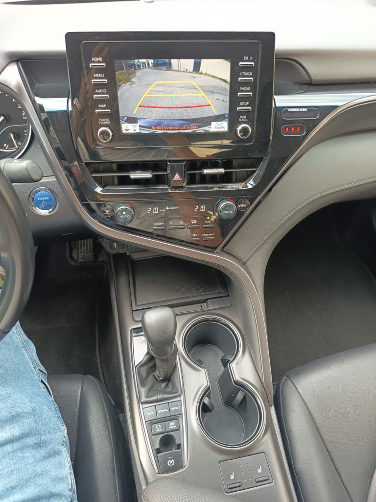 Toyota Camry VO 415 - Photo 13