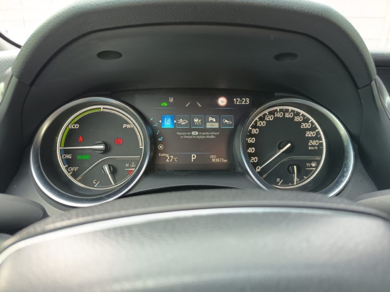 Toyota Camry VO 415 - Photo 14