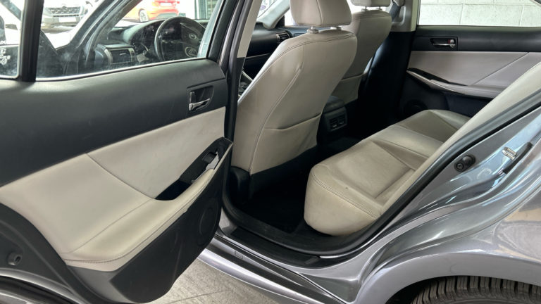 Lexus IS VO 432 - Photo 11
