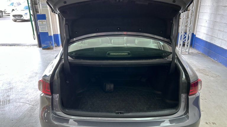 Lexus IS VO 432 - Photo 12