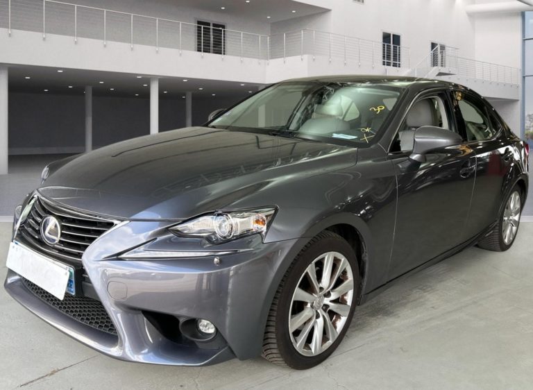 VO 432 - Lexus IS