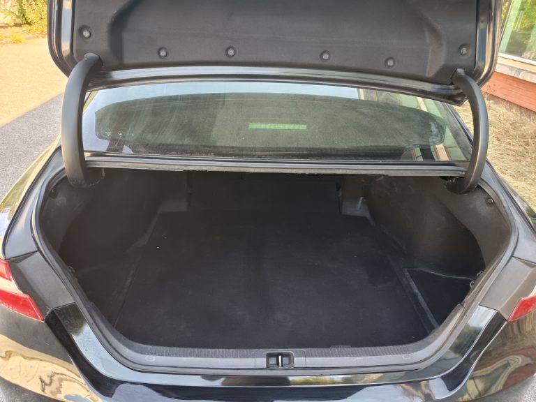Toyota Camry VO 434 - Photo 12