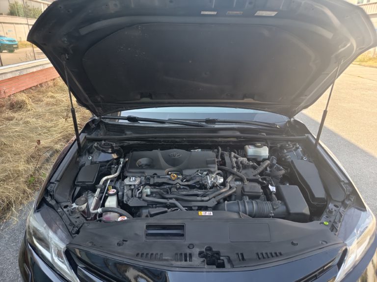 Toyota Camry VO 434 - Photo 13